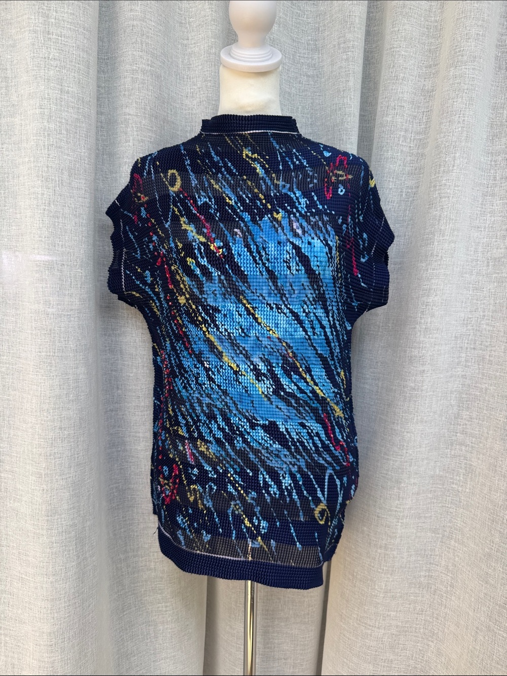Jaipur crinkled polyester blue short sleeve top